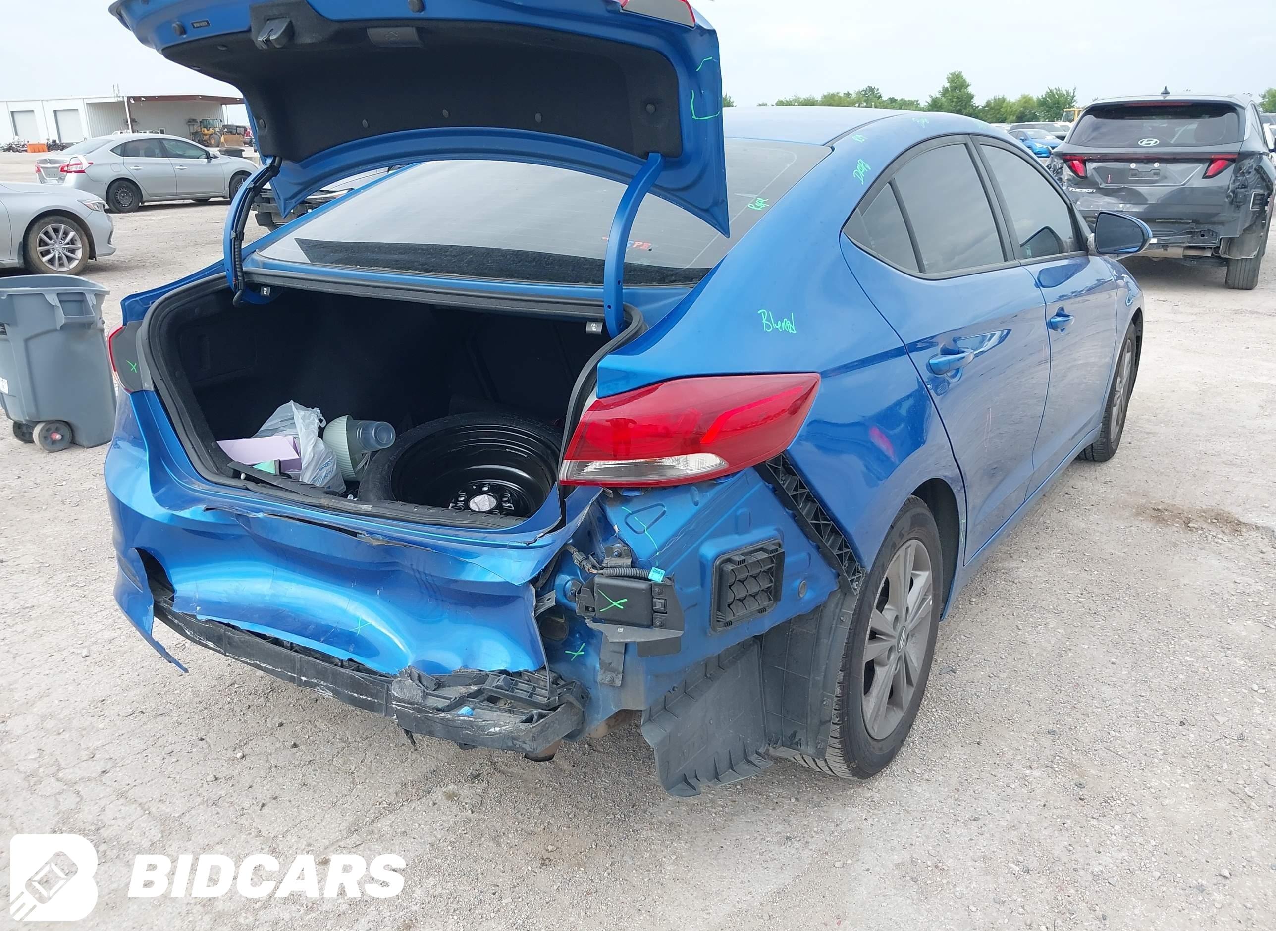 2018 Hyundai Elantra, Sel