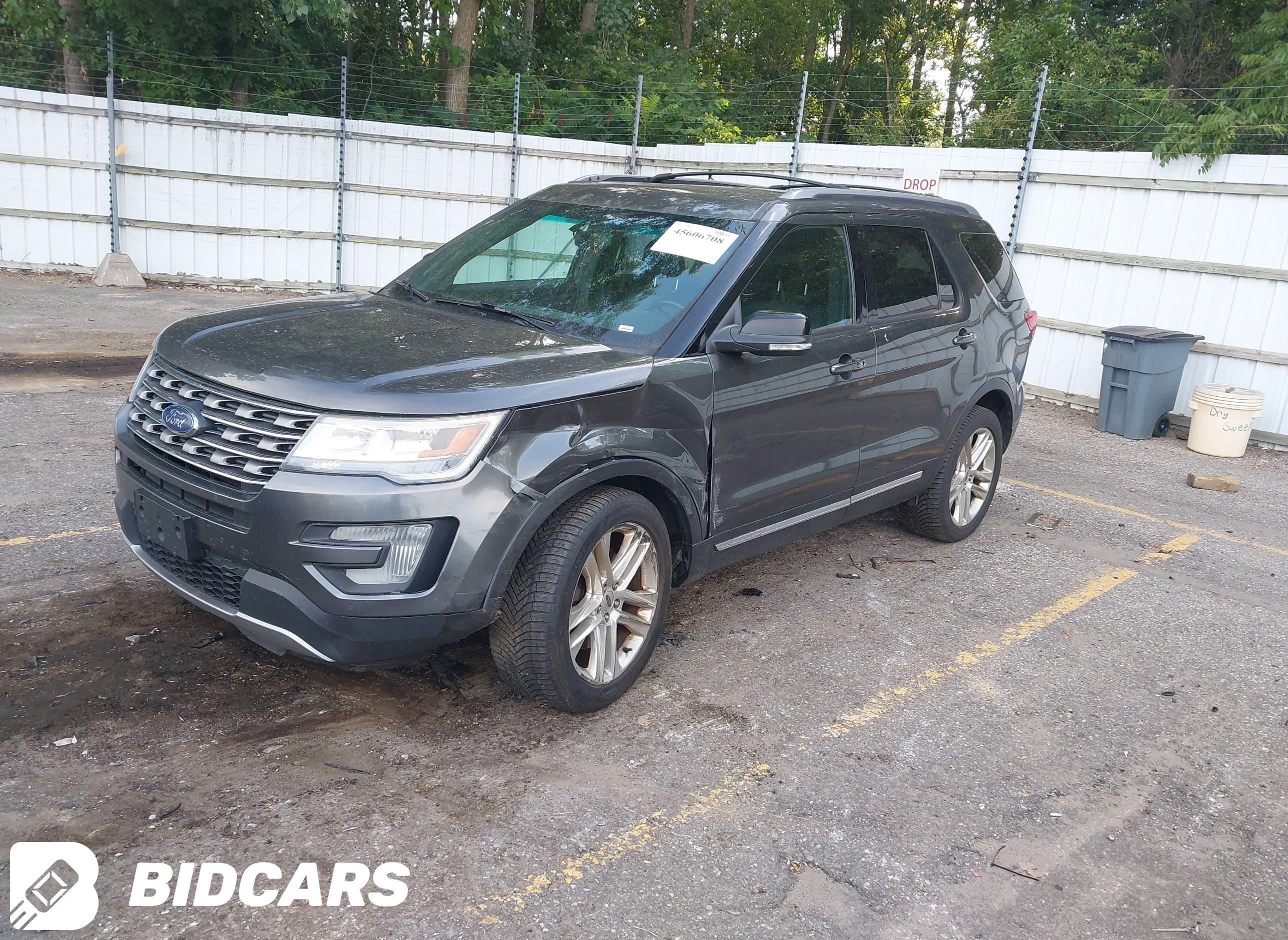 2016 Ford Explorer, Xlt