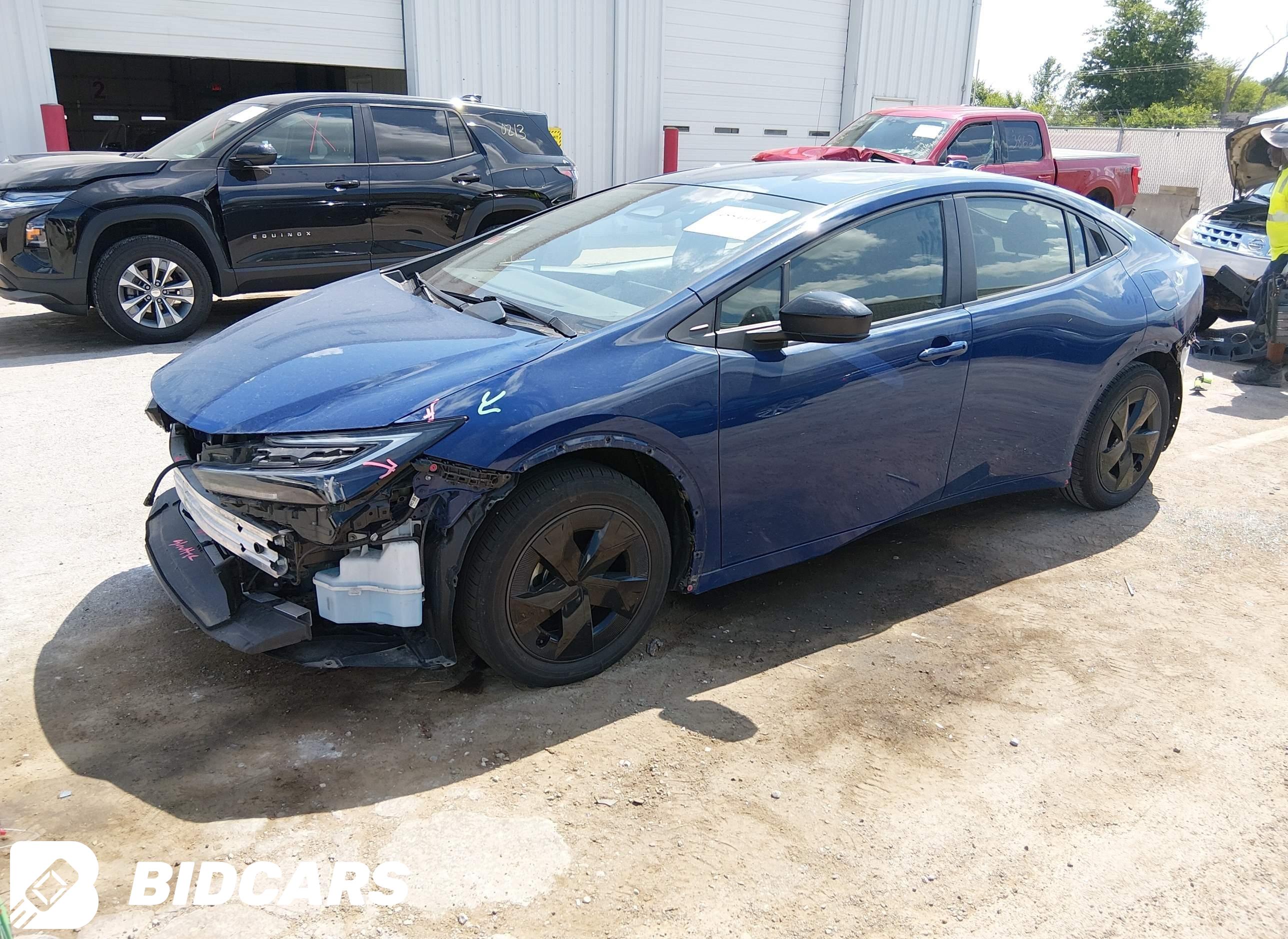 2023 Toyota Prius, LE