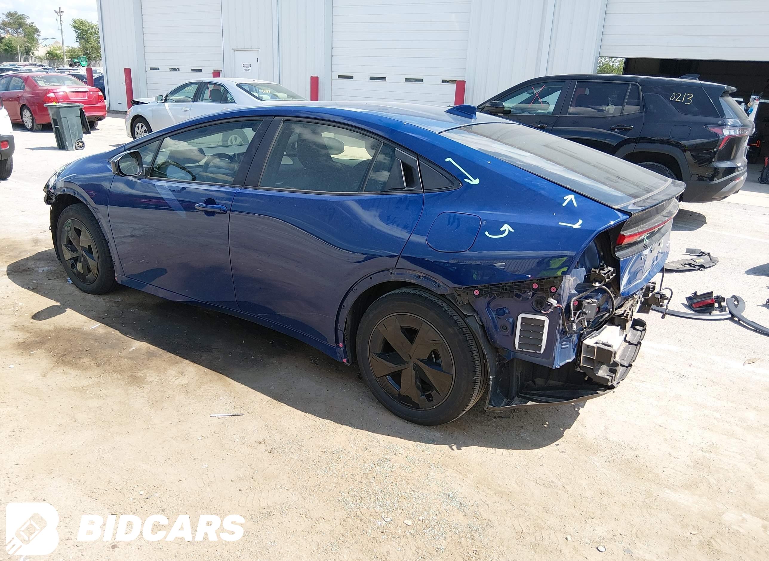 2023 Toyota Prius, LE
