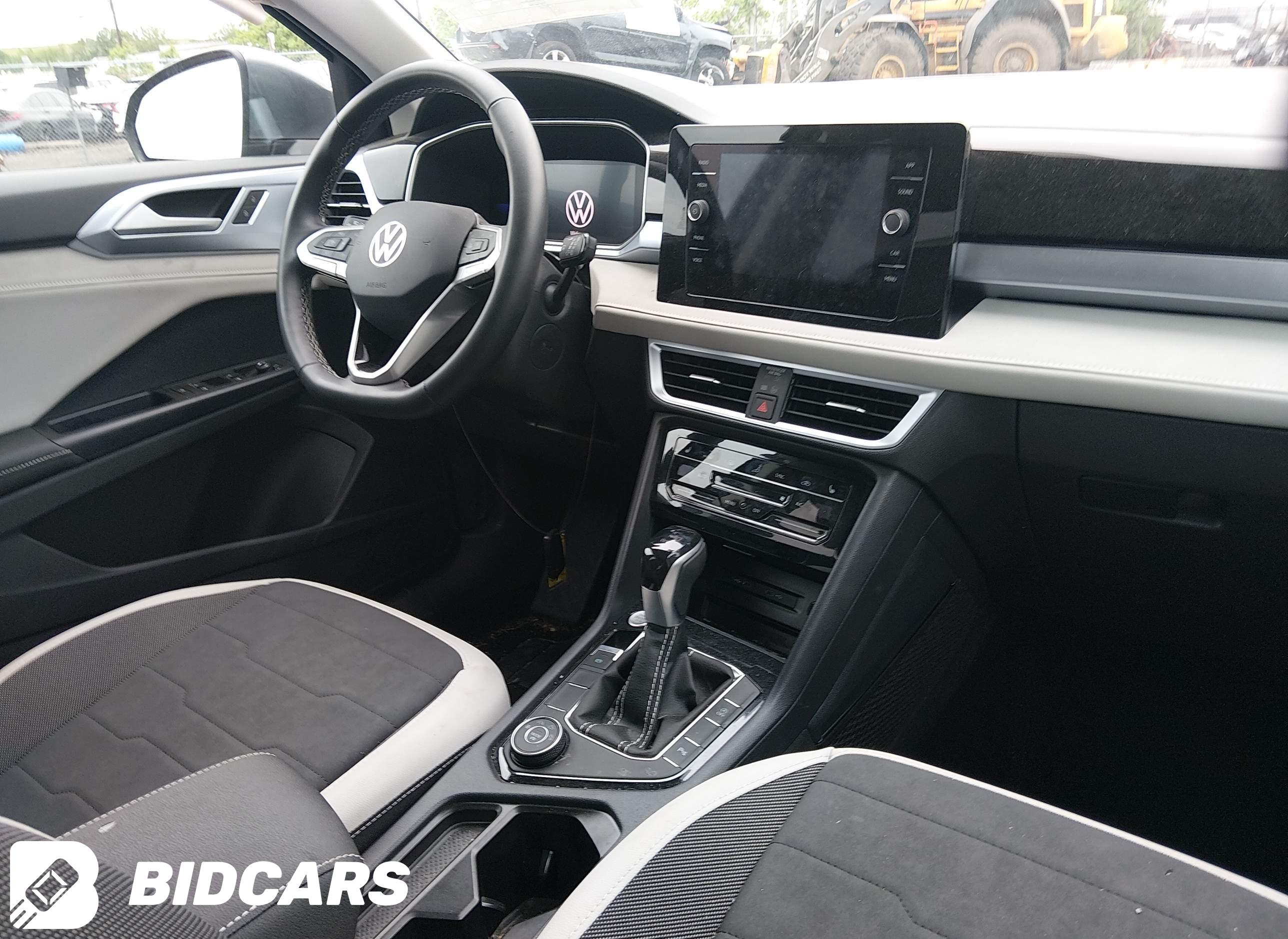 2025 Volkswagen Taos, 1.5T Se