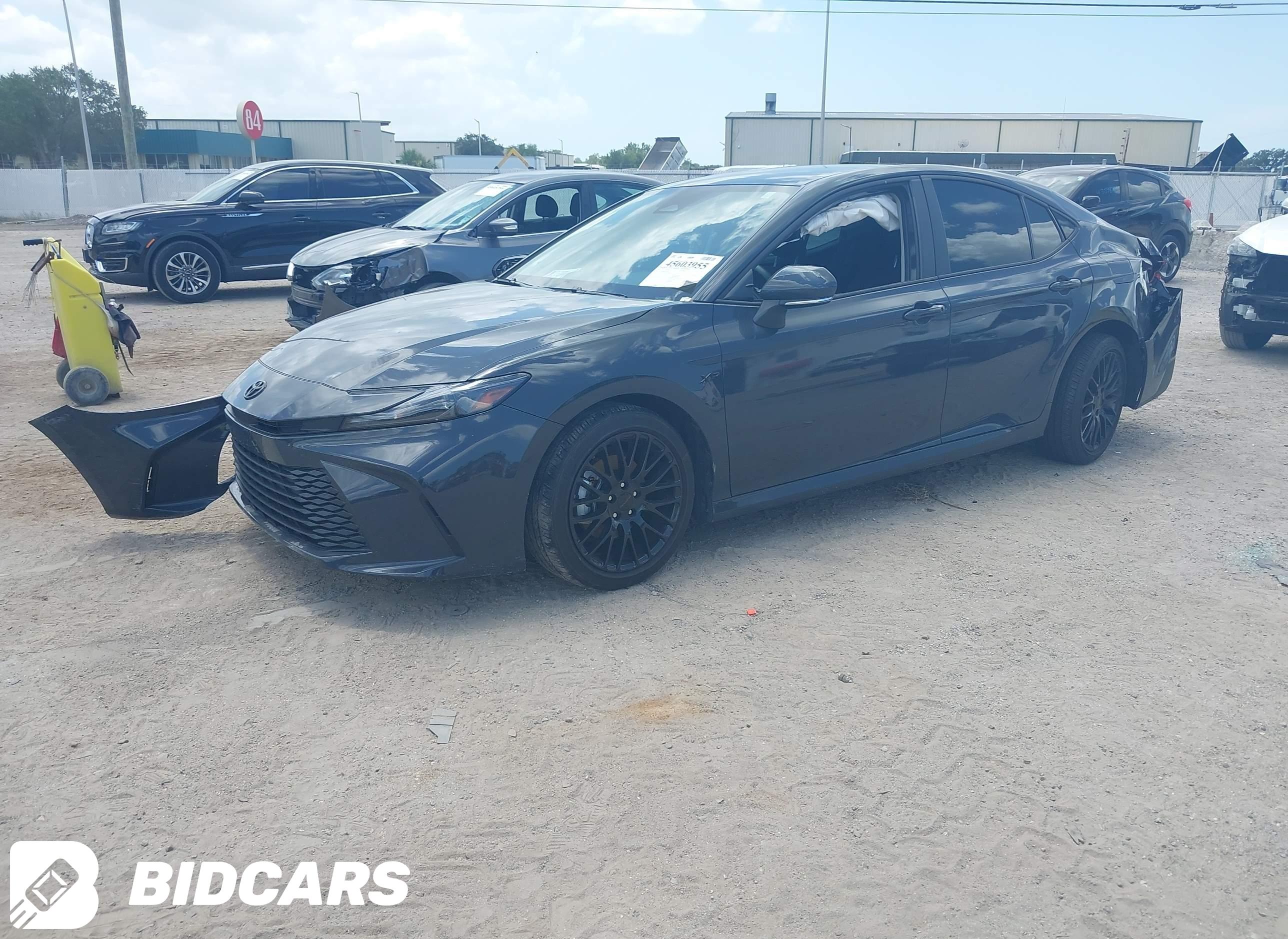 2025 Toyota Camry, LE