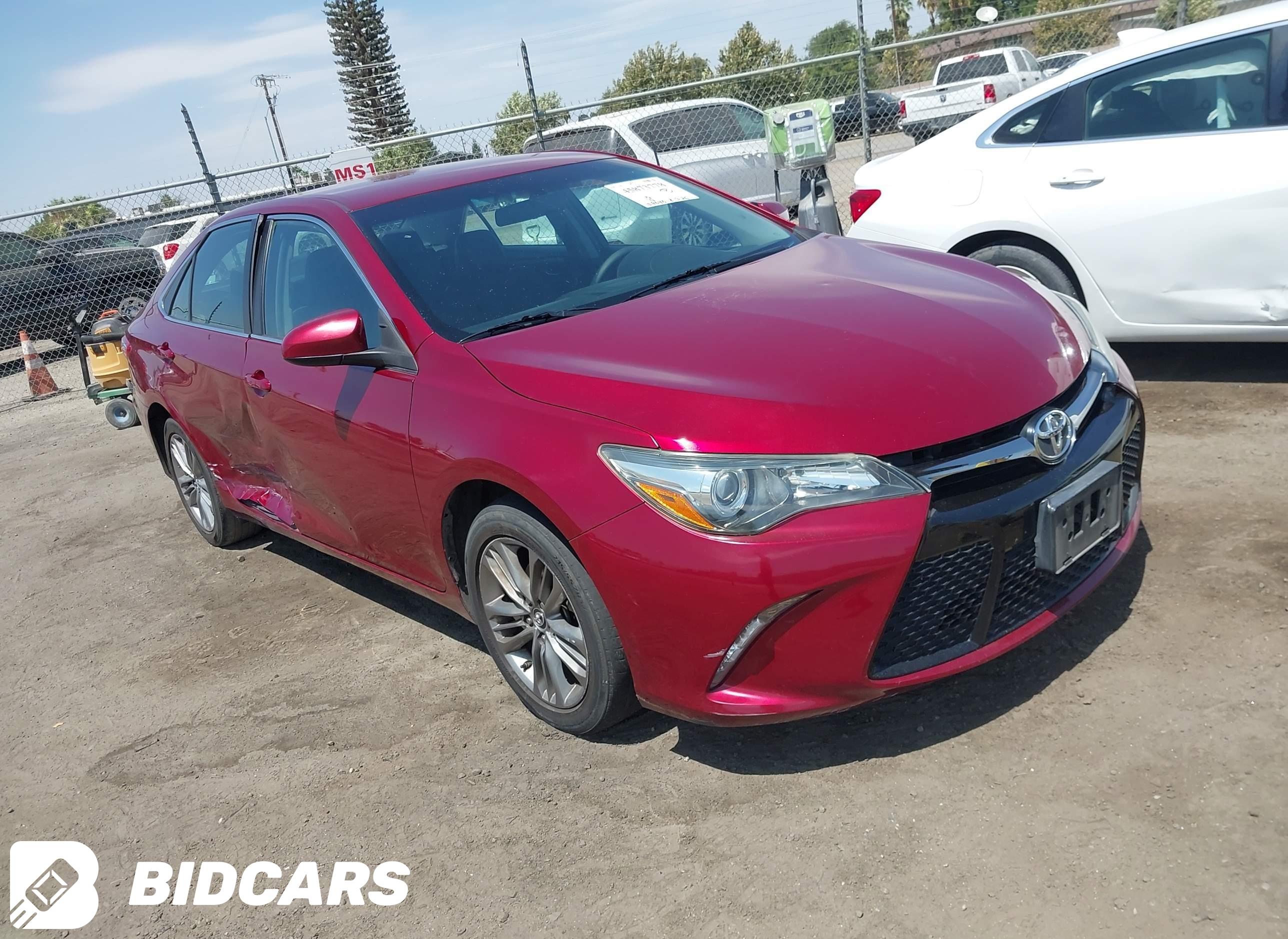 2016 Toyota Camry, SE