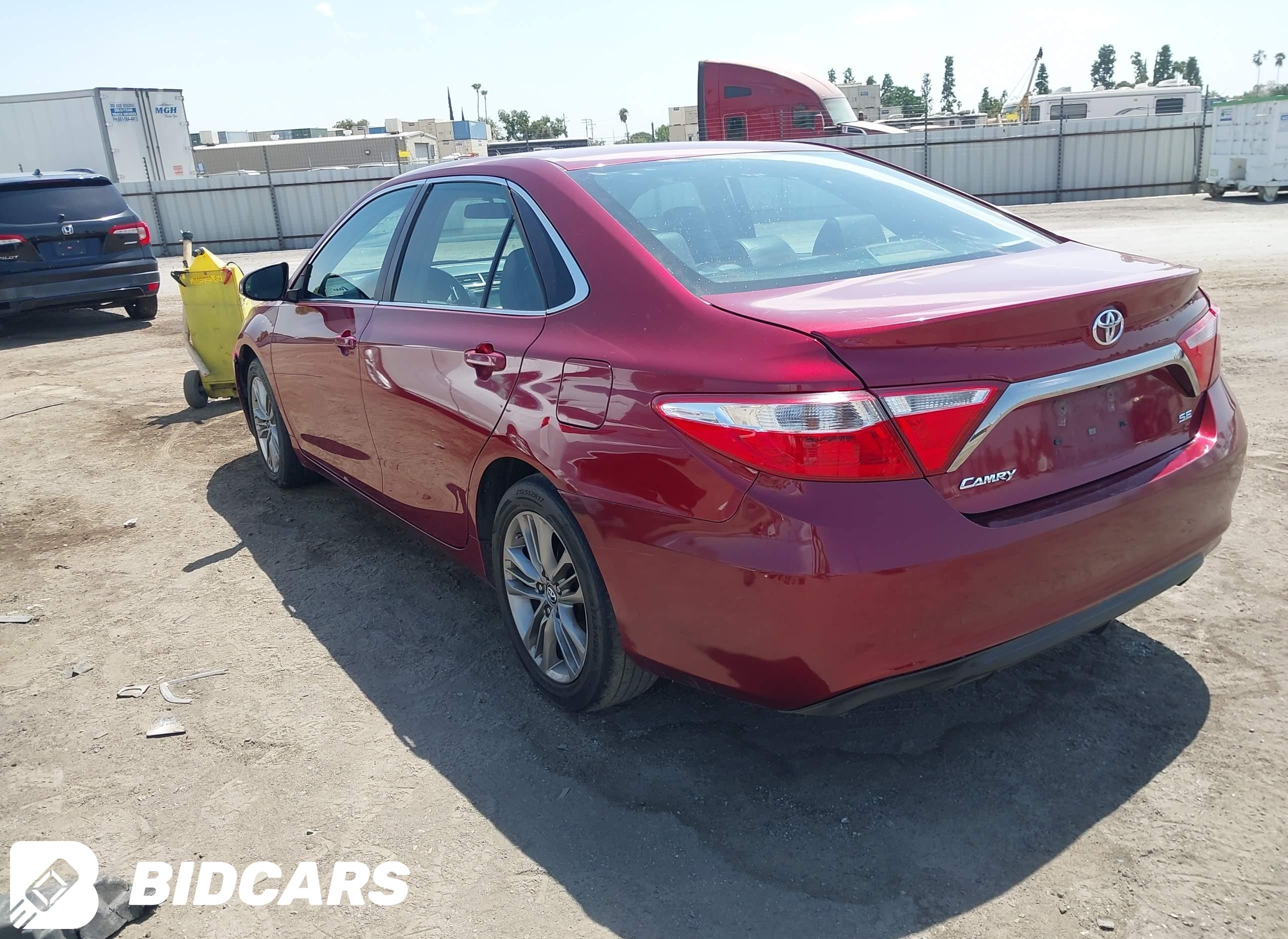 2016 Toyota Camry, SE