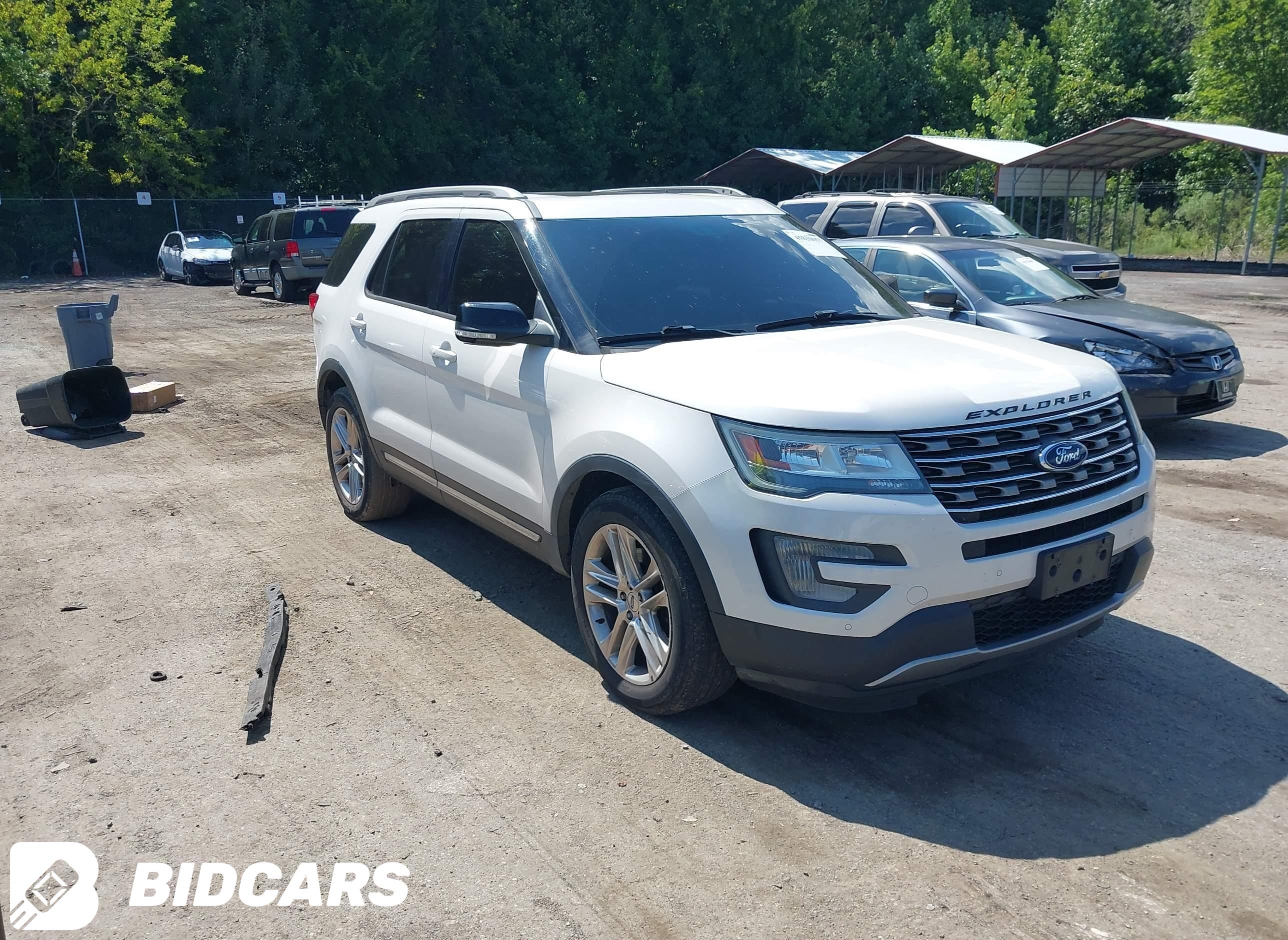 2016 Ford Explorer, Xlt