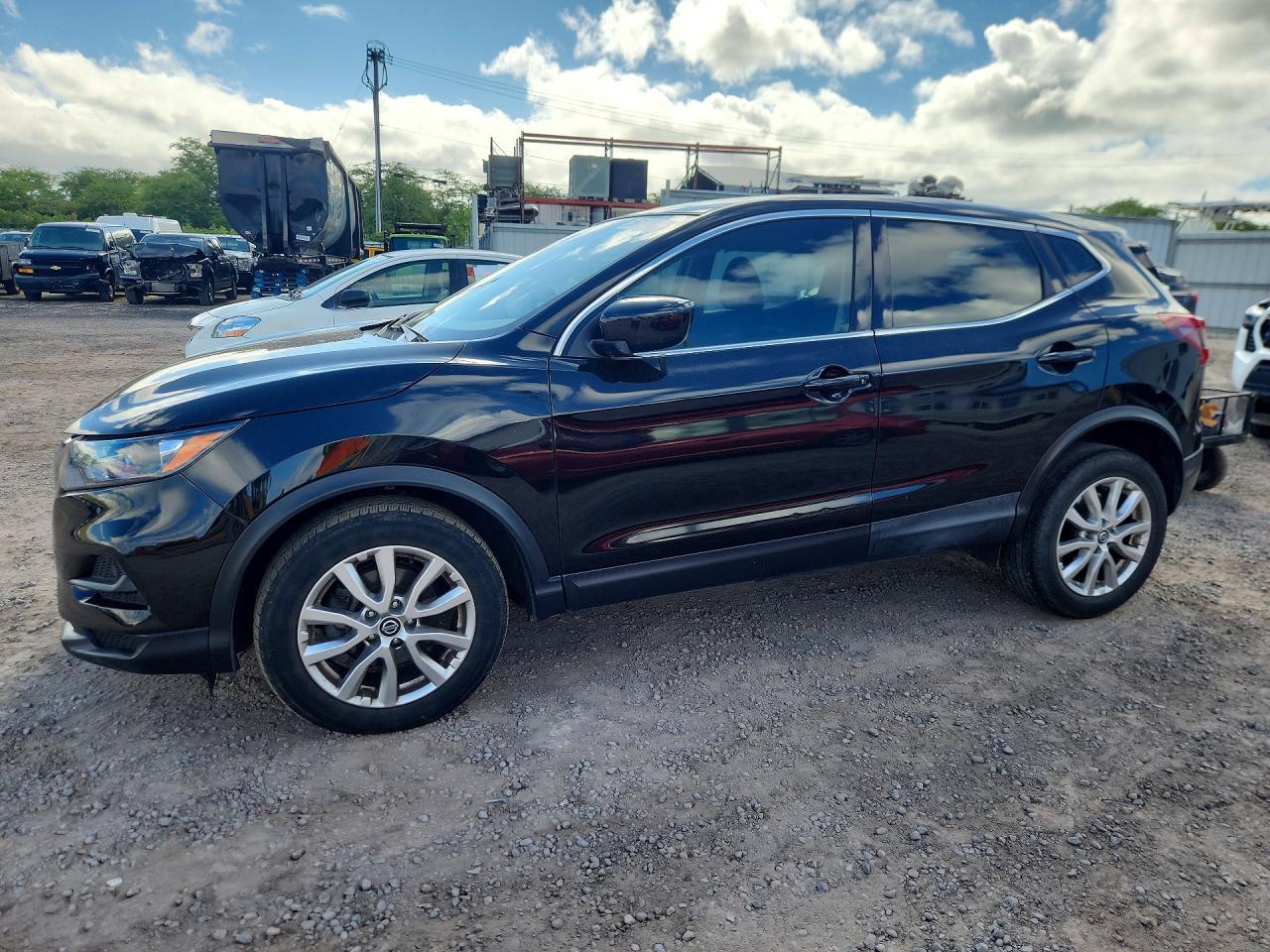 2020 Nissan Rogue, S