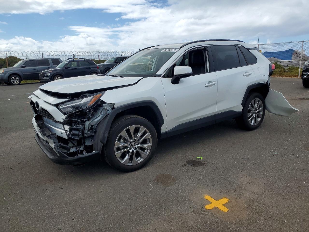 2024 Toyota RAV4, Xle Premium