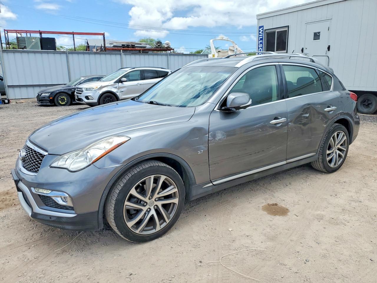 2017 Infiniti QX50, Base