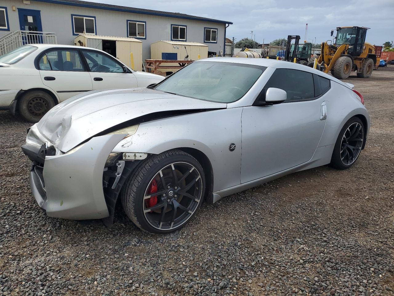 2016 Nissan 370Z, Base