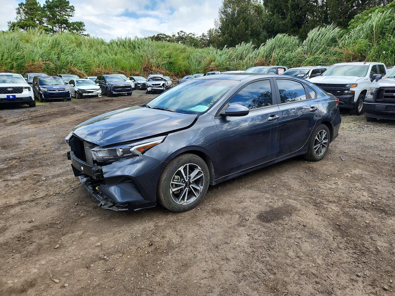 2023 KIA Forte, Lxs