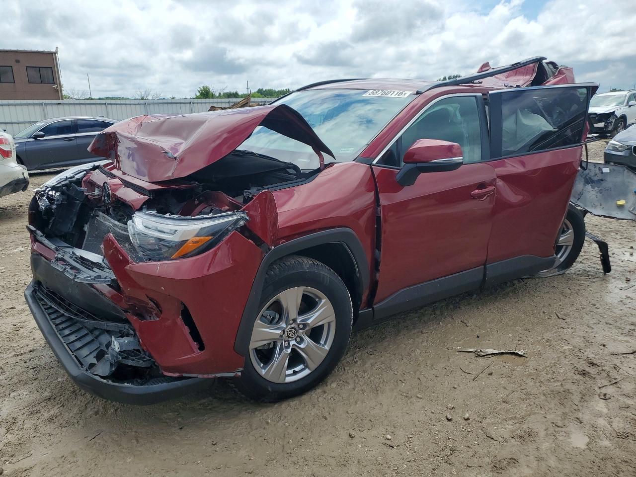 2023 Toyota RAV4, Xle