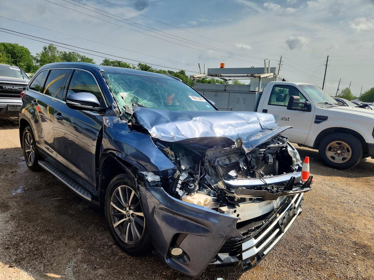 2019 Toyota Highlander, Xle
