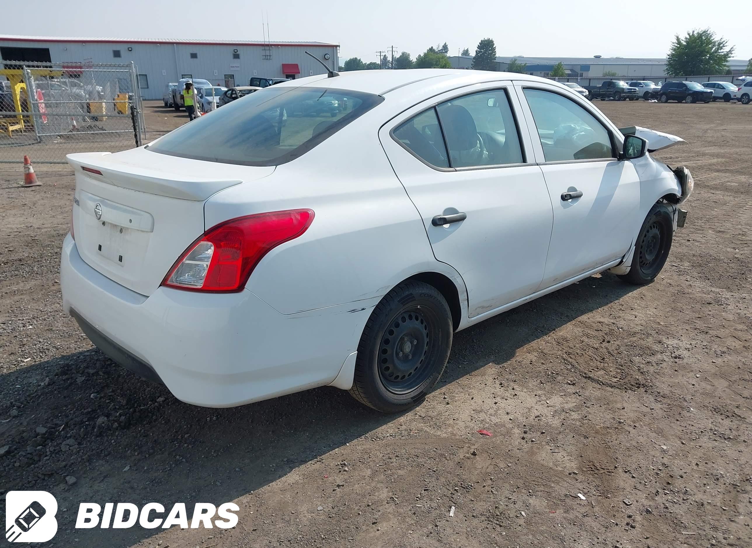2019 Nissan Versa, 1.6 S+