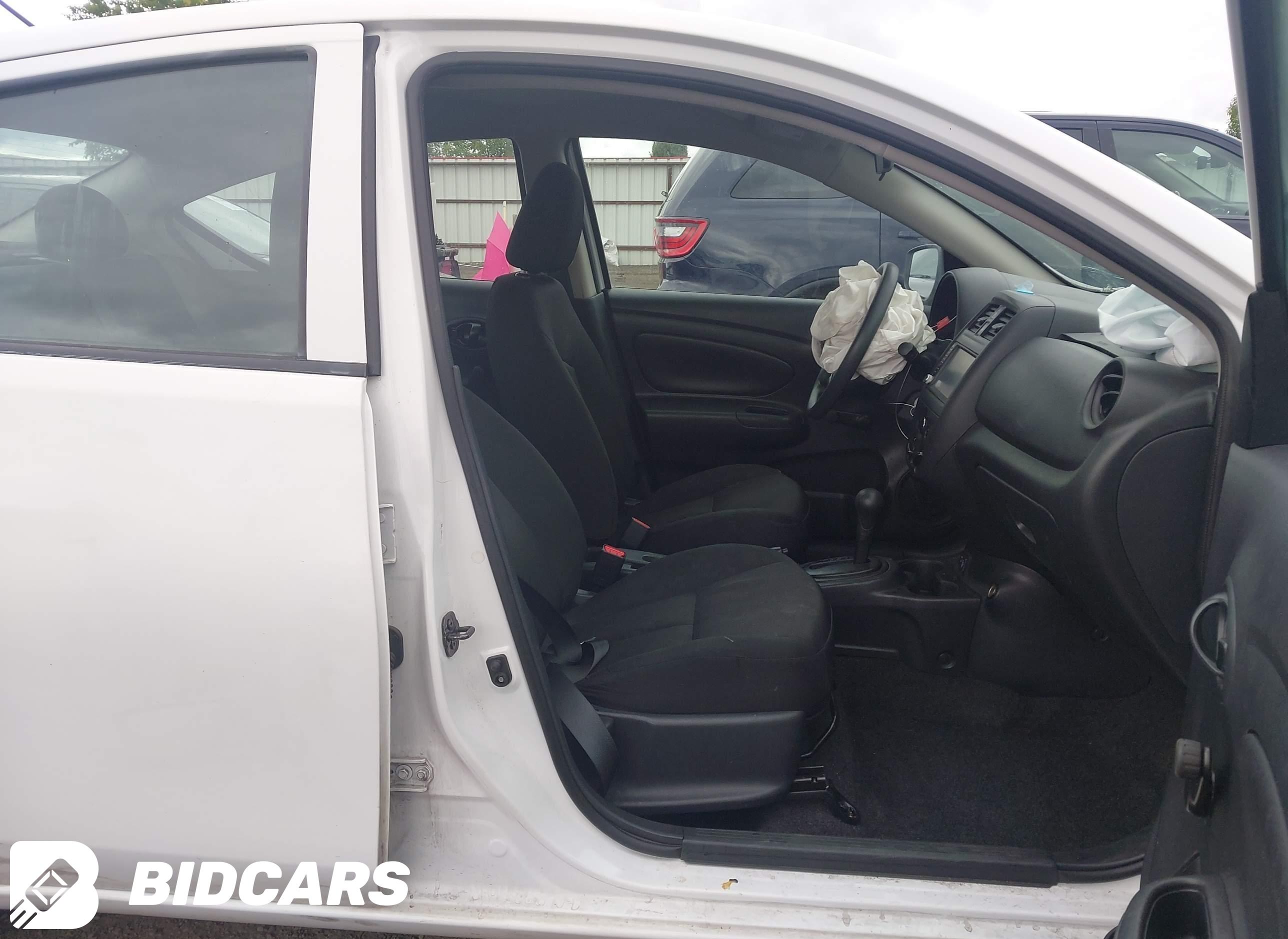 2019 Nissan Versa, 1.6 S+