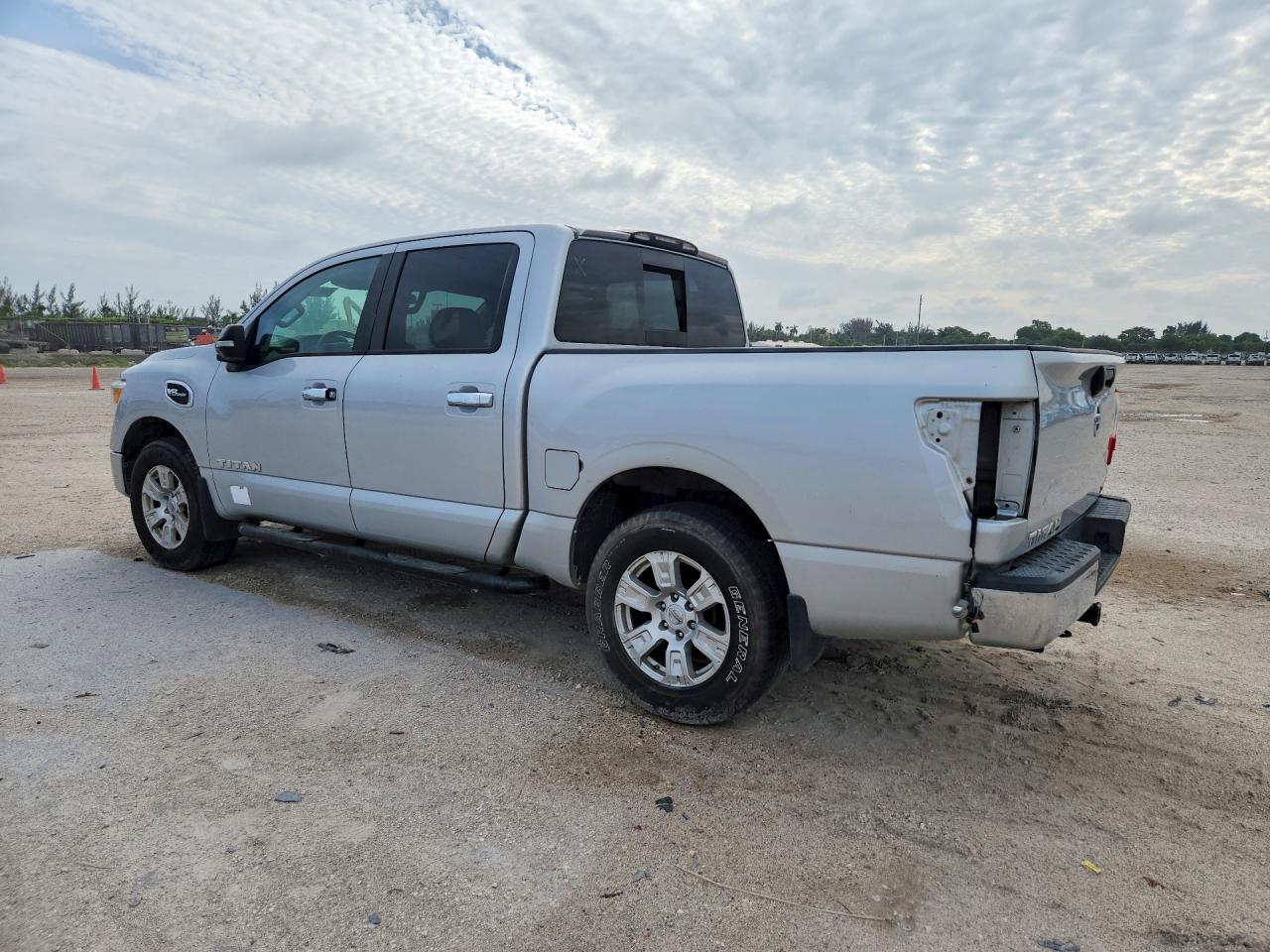 2017 Nissan Titan, S