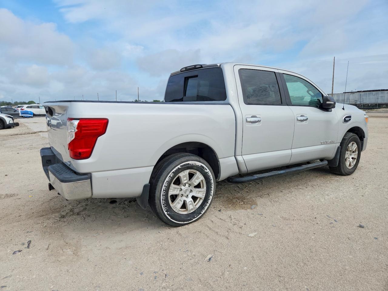 2017 Nissan Titan, S
