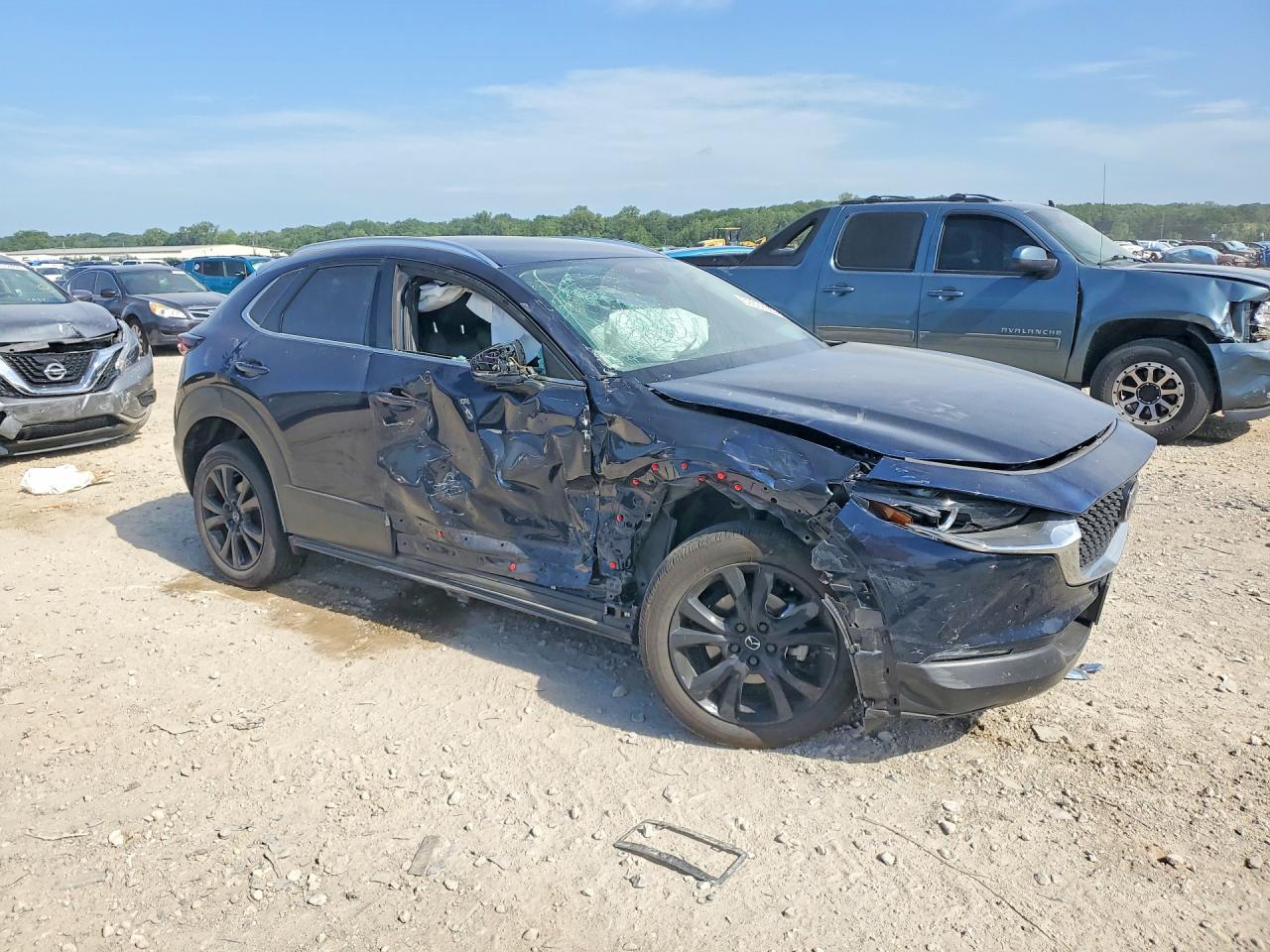 2025 Mazda CX-30, Select