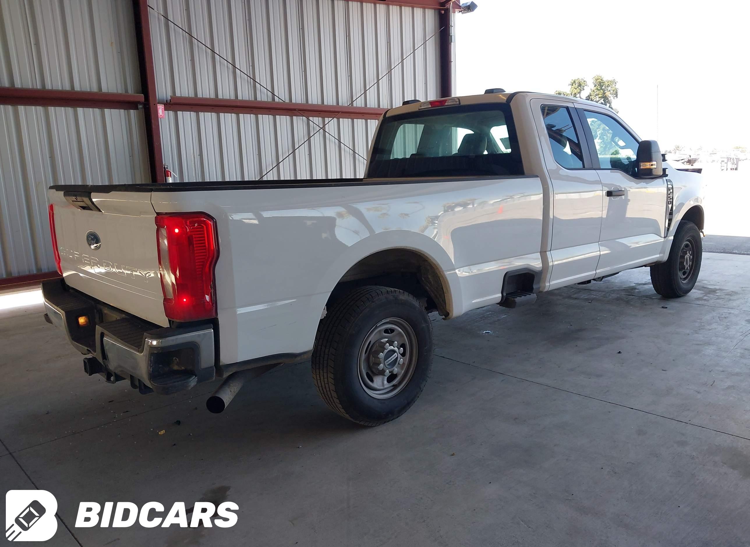 2025 Ford F-250, XL