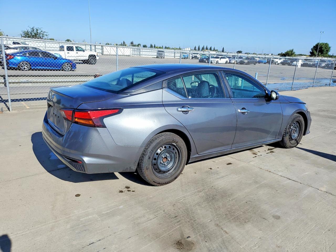 2021 Nissan Altima, S
