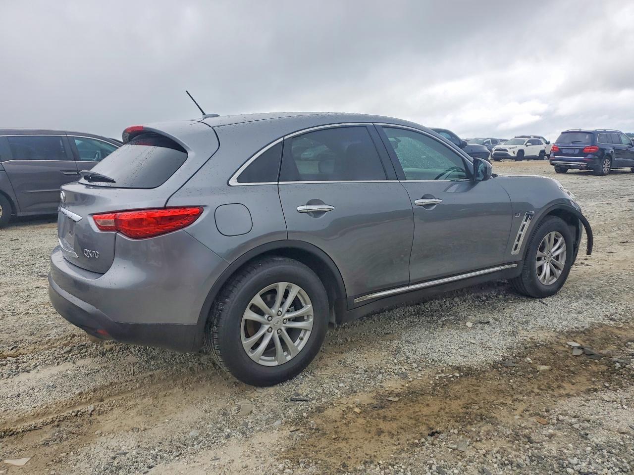 2017 Infiniti QX70, Base