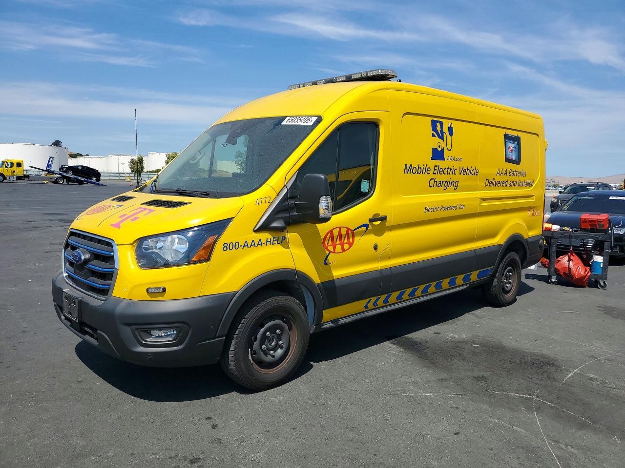 2022 Ford Transit, T-350