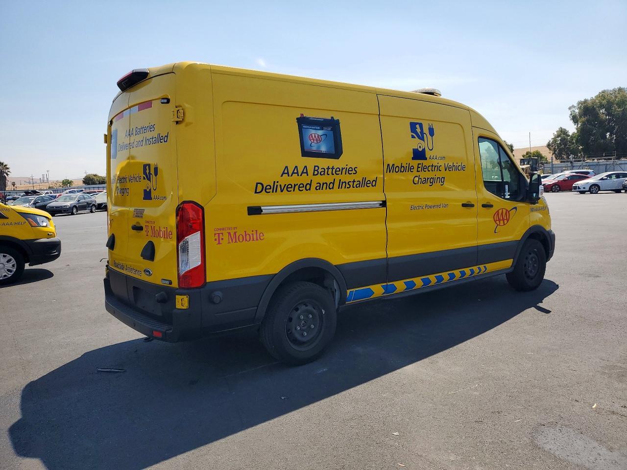 2022 Ford Transit, T-350