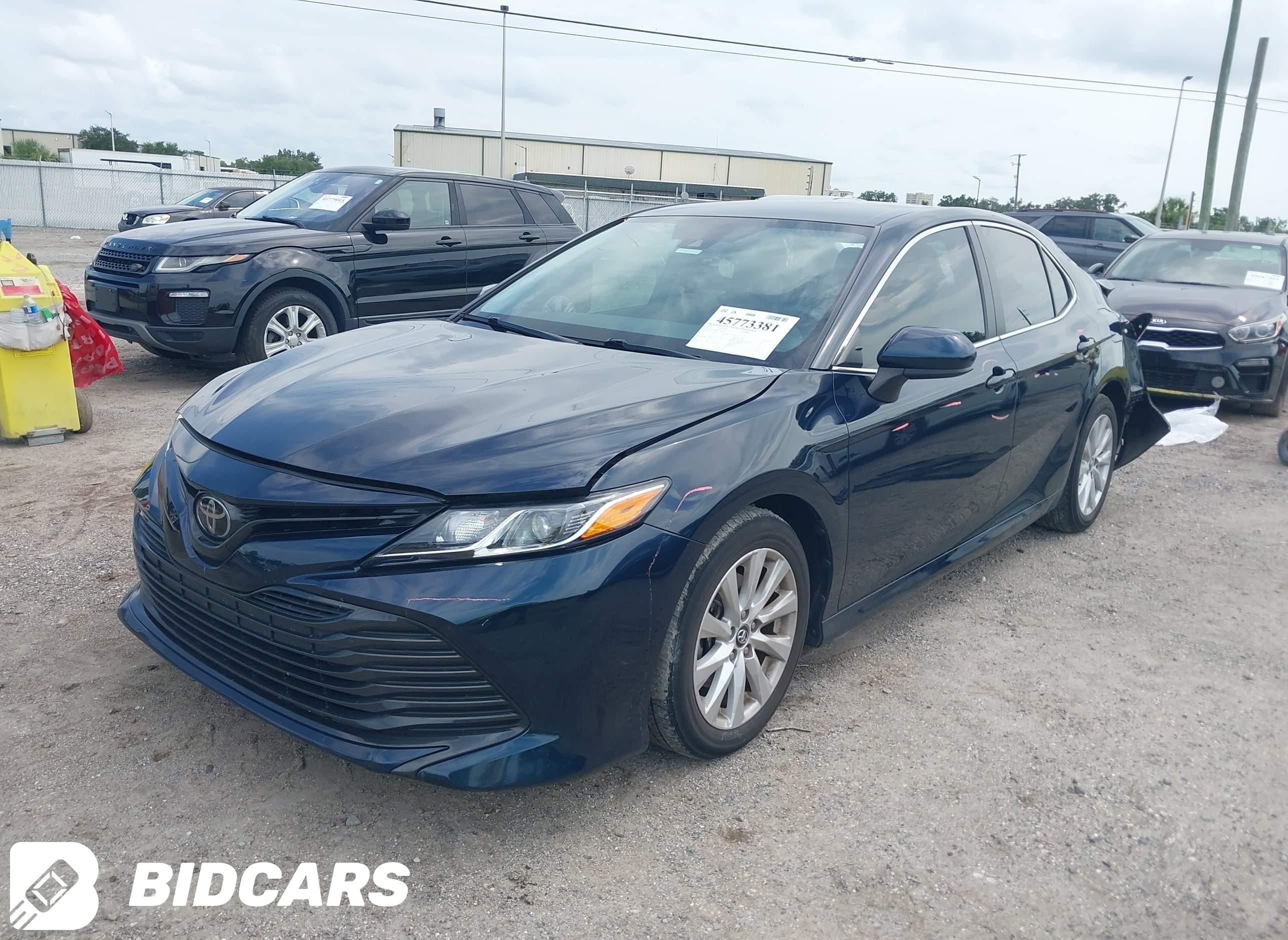 2020 Toyota Camry, LE