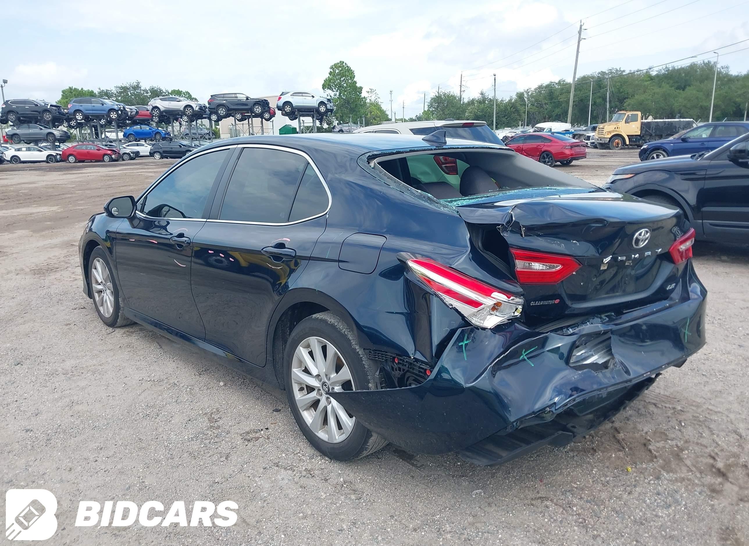 2020 Toyota Camry, LE
