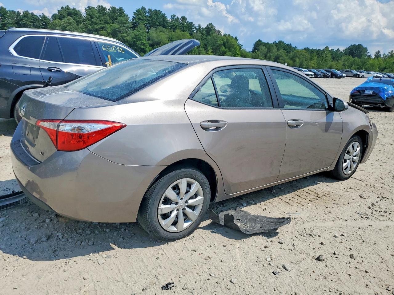 2015 Toyota Corolla, LE