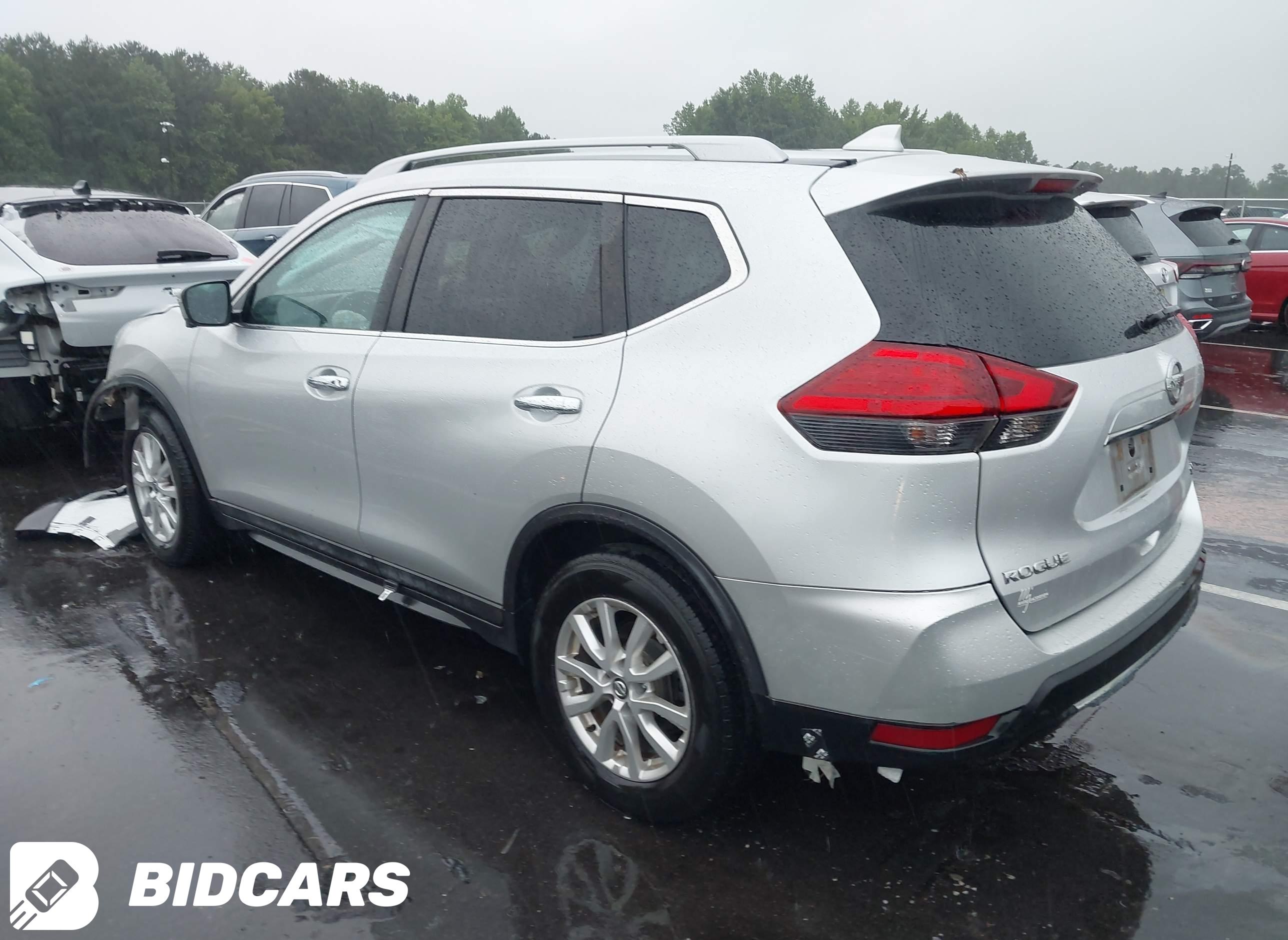 2017 Nissan Rogue, SV