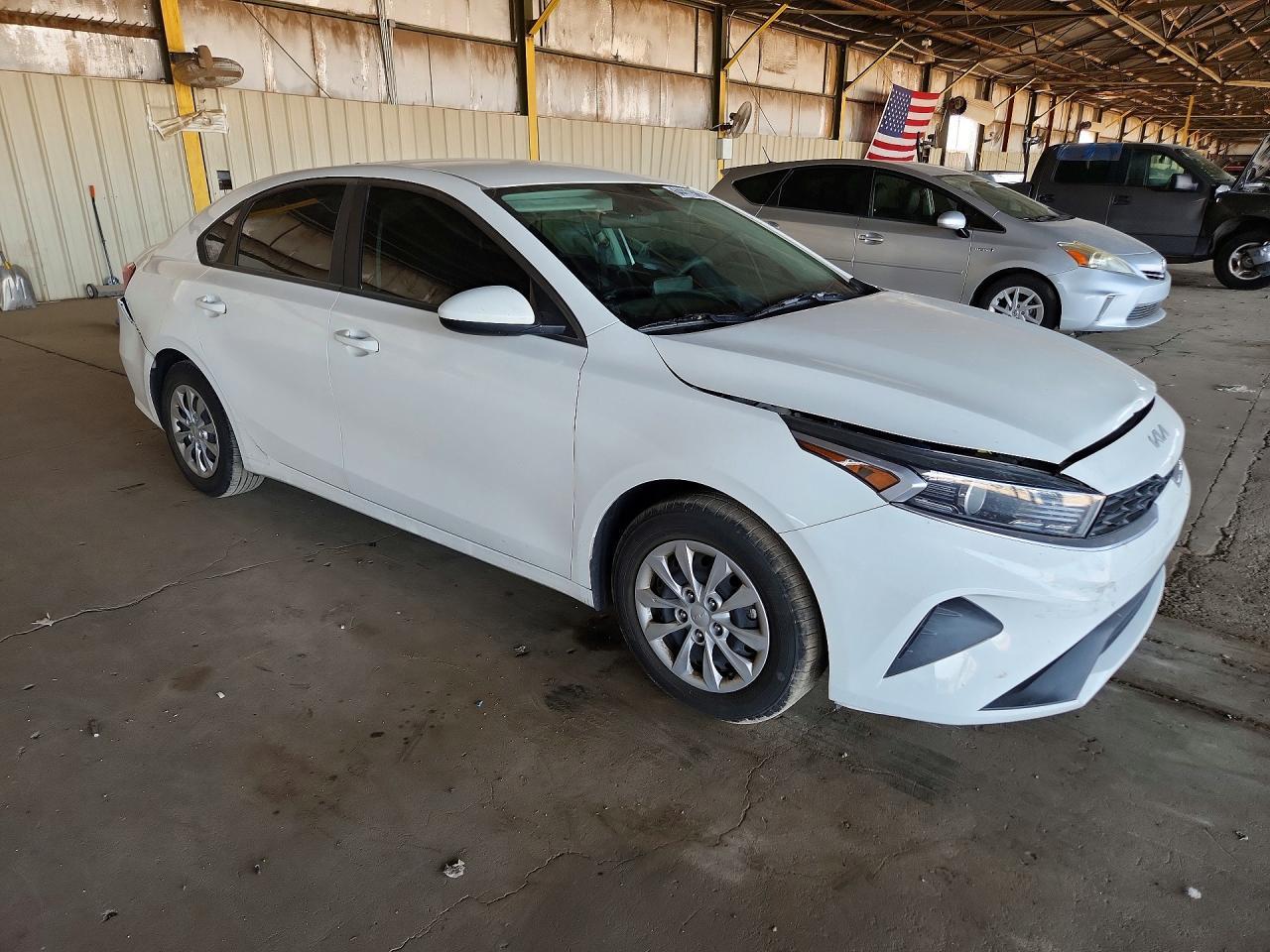 2022 KIA Forte, FE