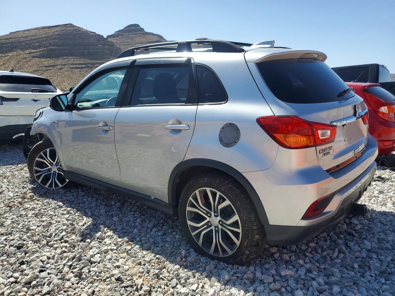 2019 Mitsubishi Outlander, ES