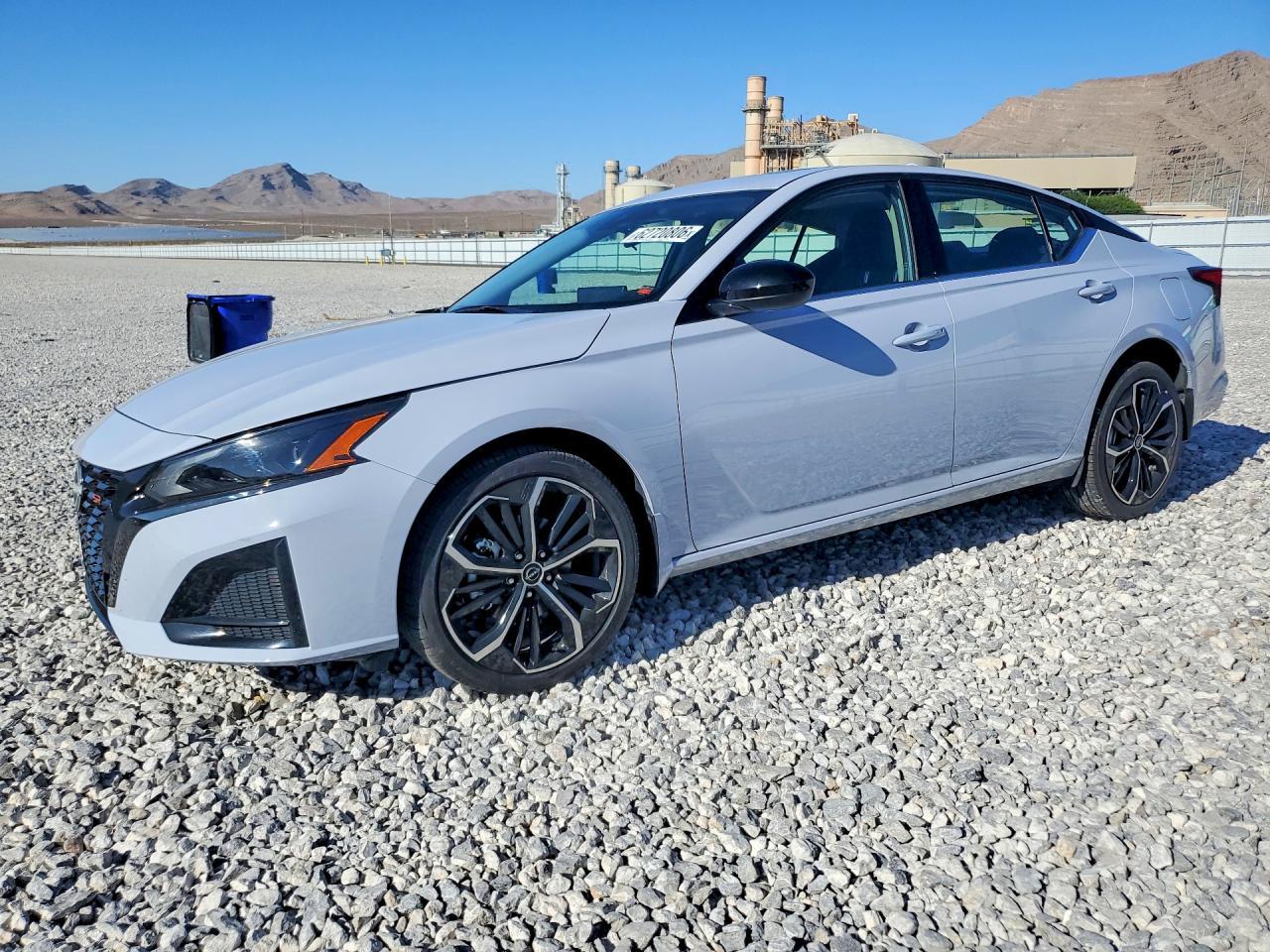 2025 Nissan Altima, SR