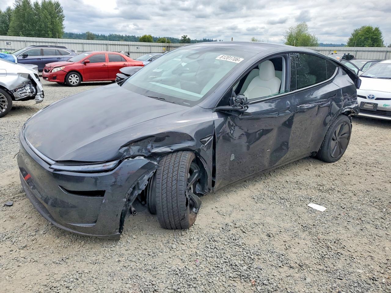 2026 Tesla MODEL Y