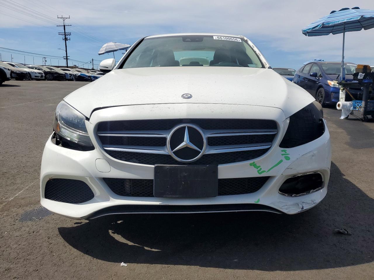 2016 Mercedes-Benz C-Class, 300