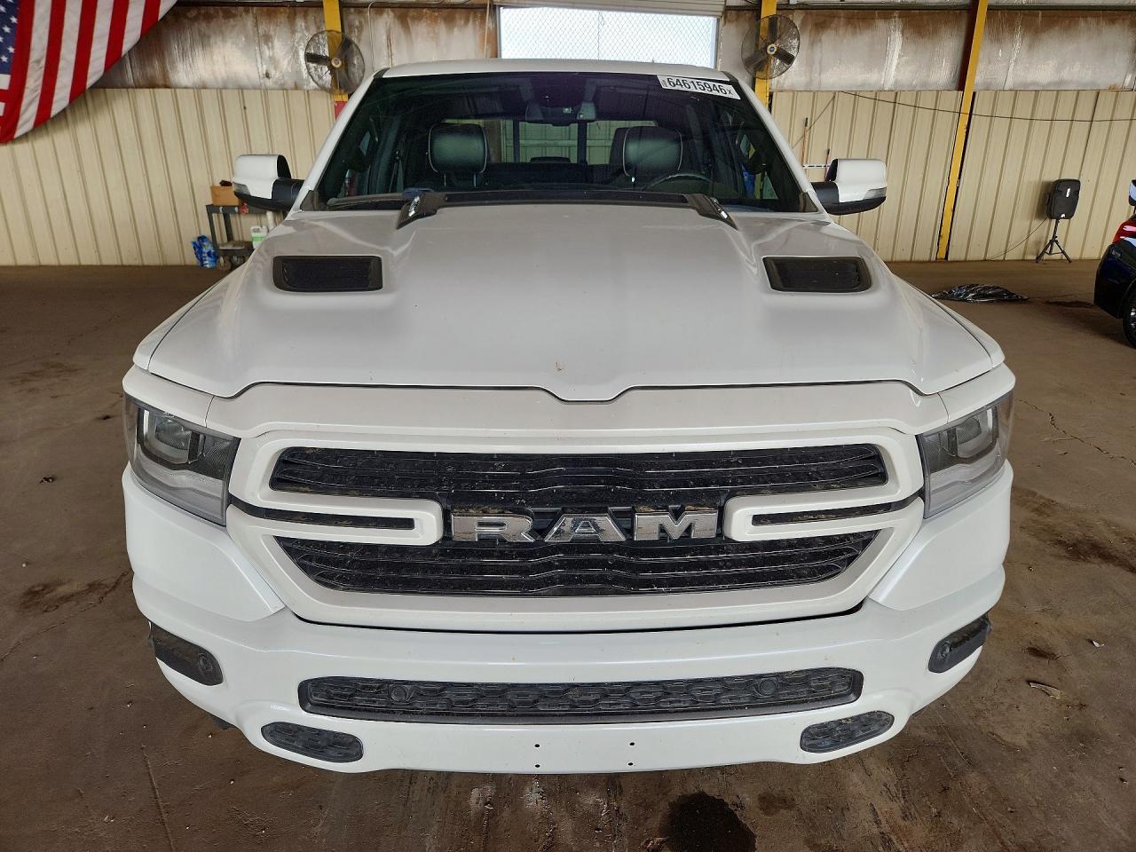 2019 RAM 1500, Laramie
