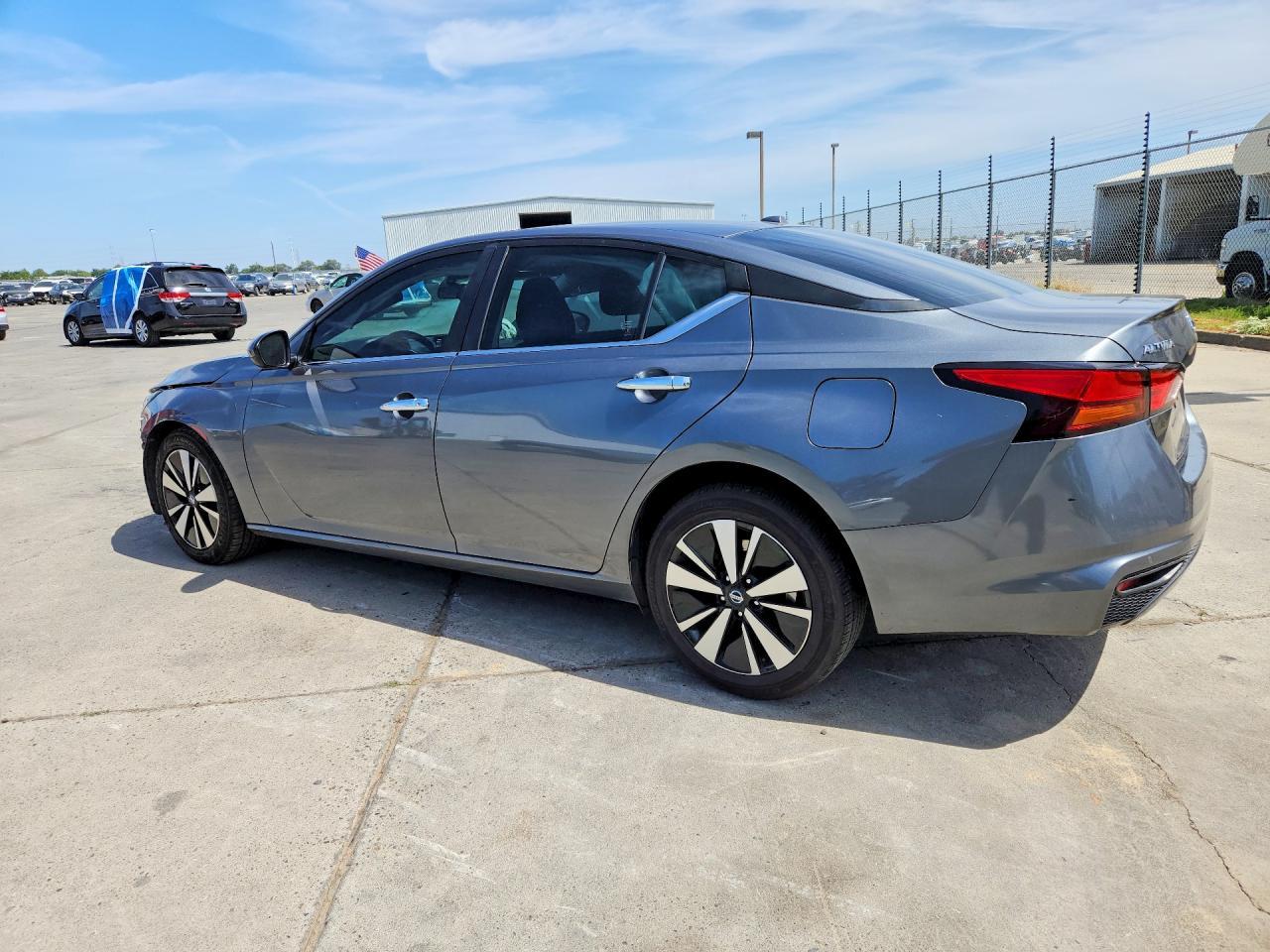 2021 Nissan Altima, SV