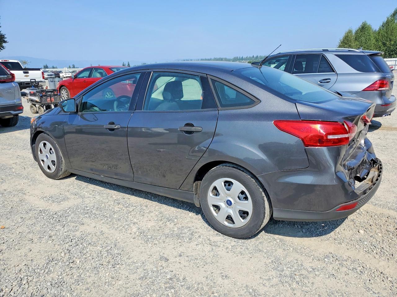 2016 Ford Focus, S