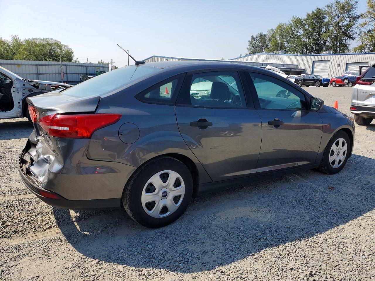 2016 Ford Focus, S