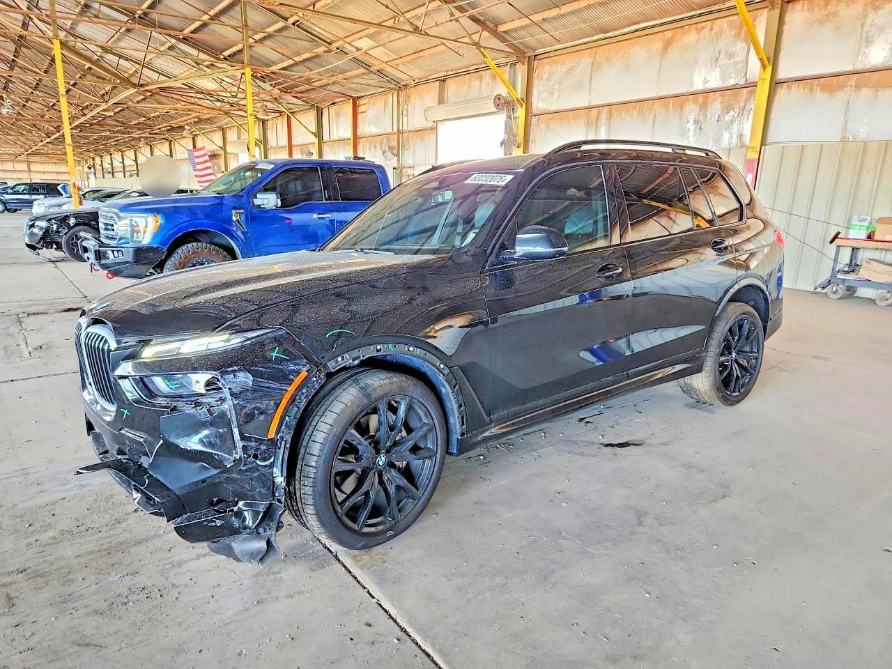 2023 BMW X7, Xdrive40I
