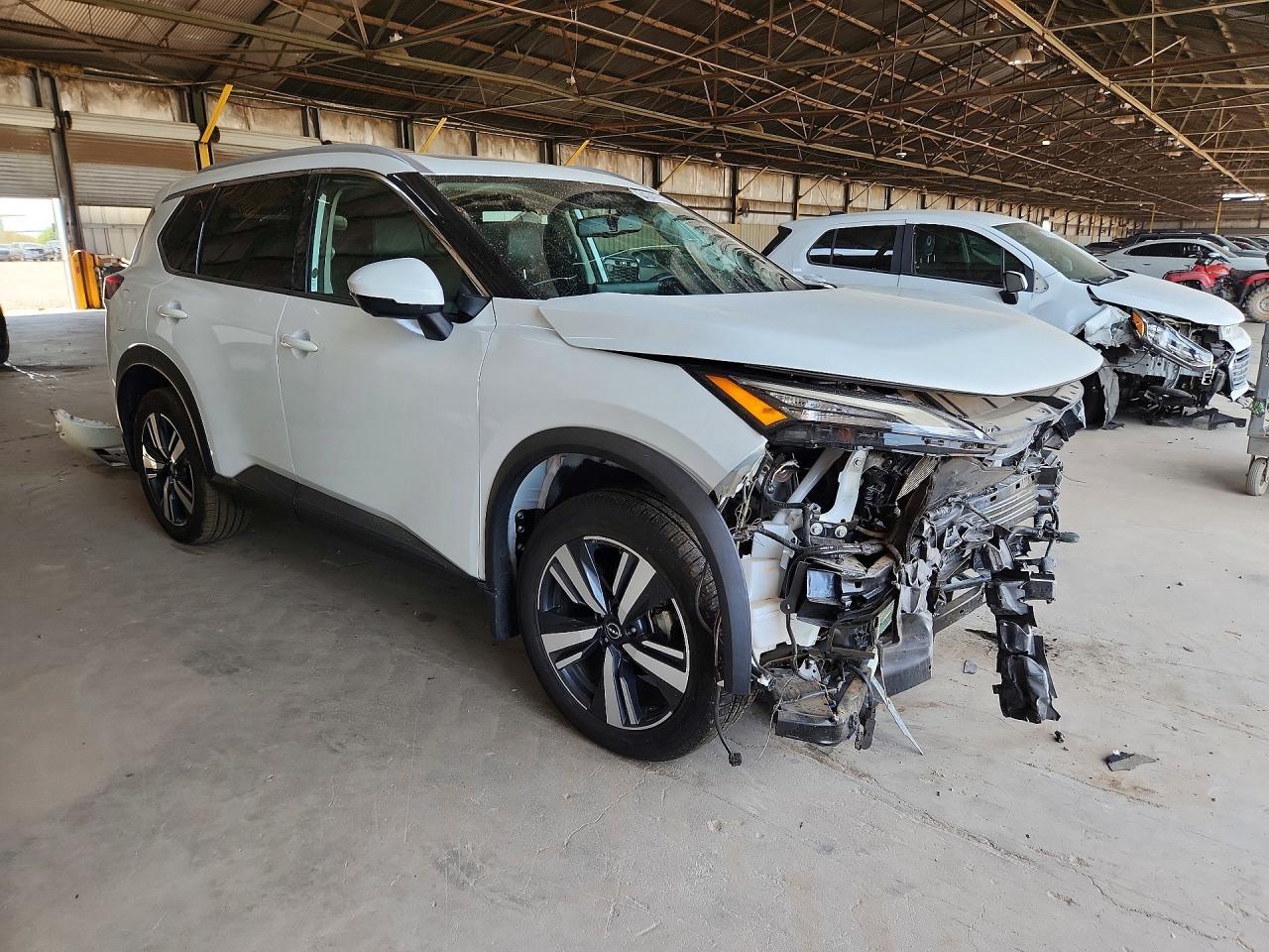 2024 Nissan Rogue, SL