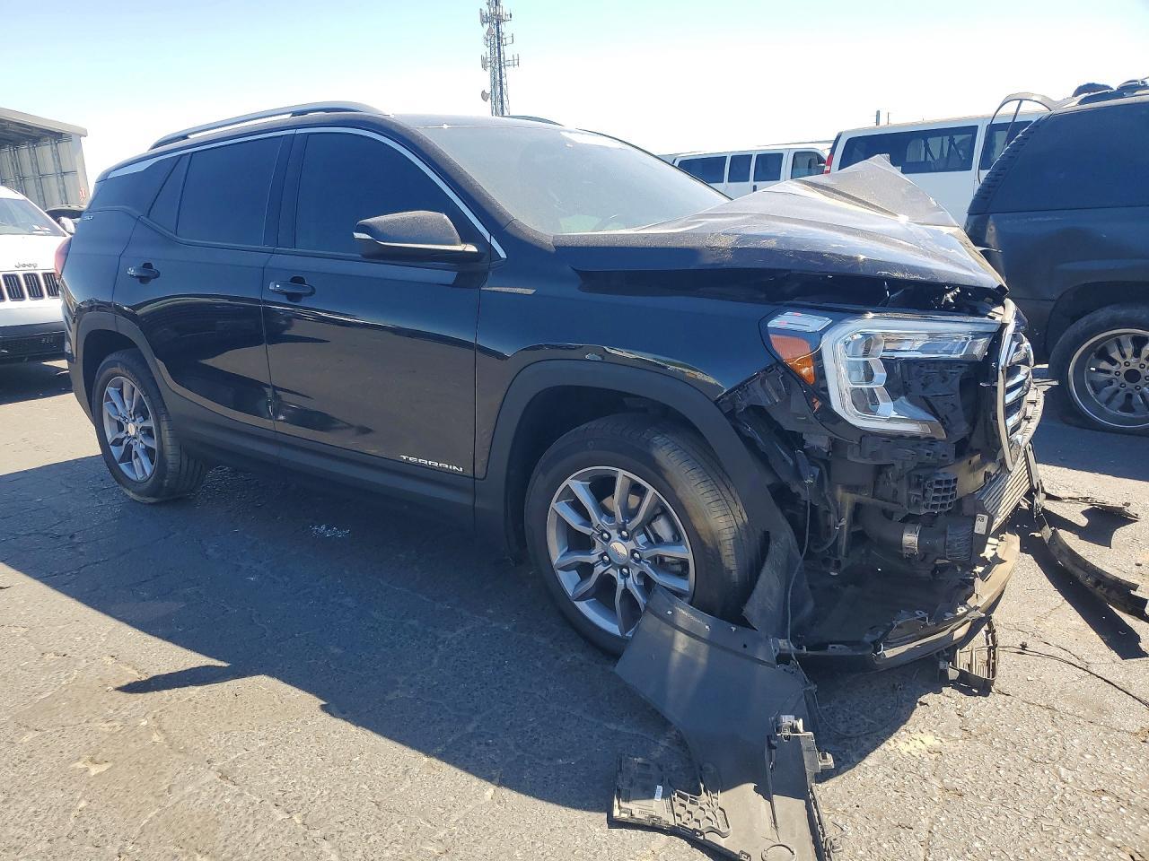 2024 GMC Terrain, Slt