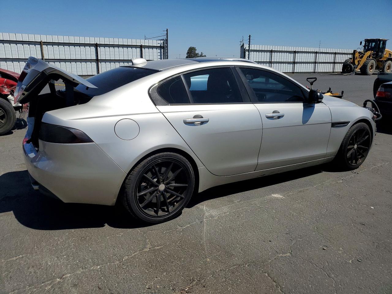 2017 Jaguar XE, Premium