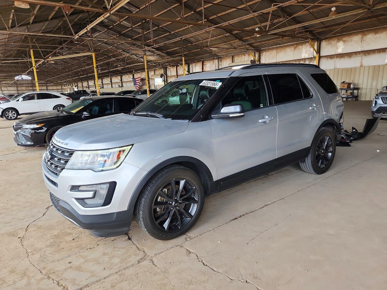 2017 Ford Explorer, Xlt