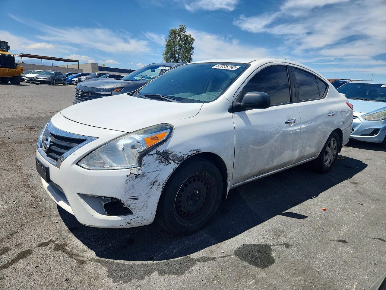 2015 Nissan Versa, 1.6 SV