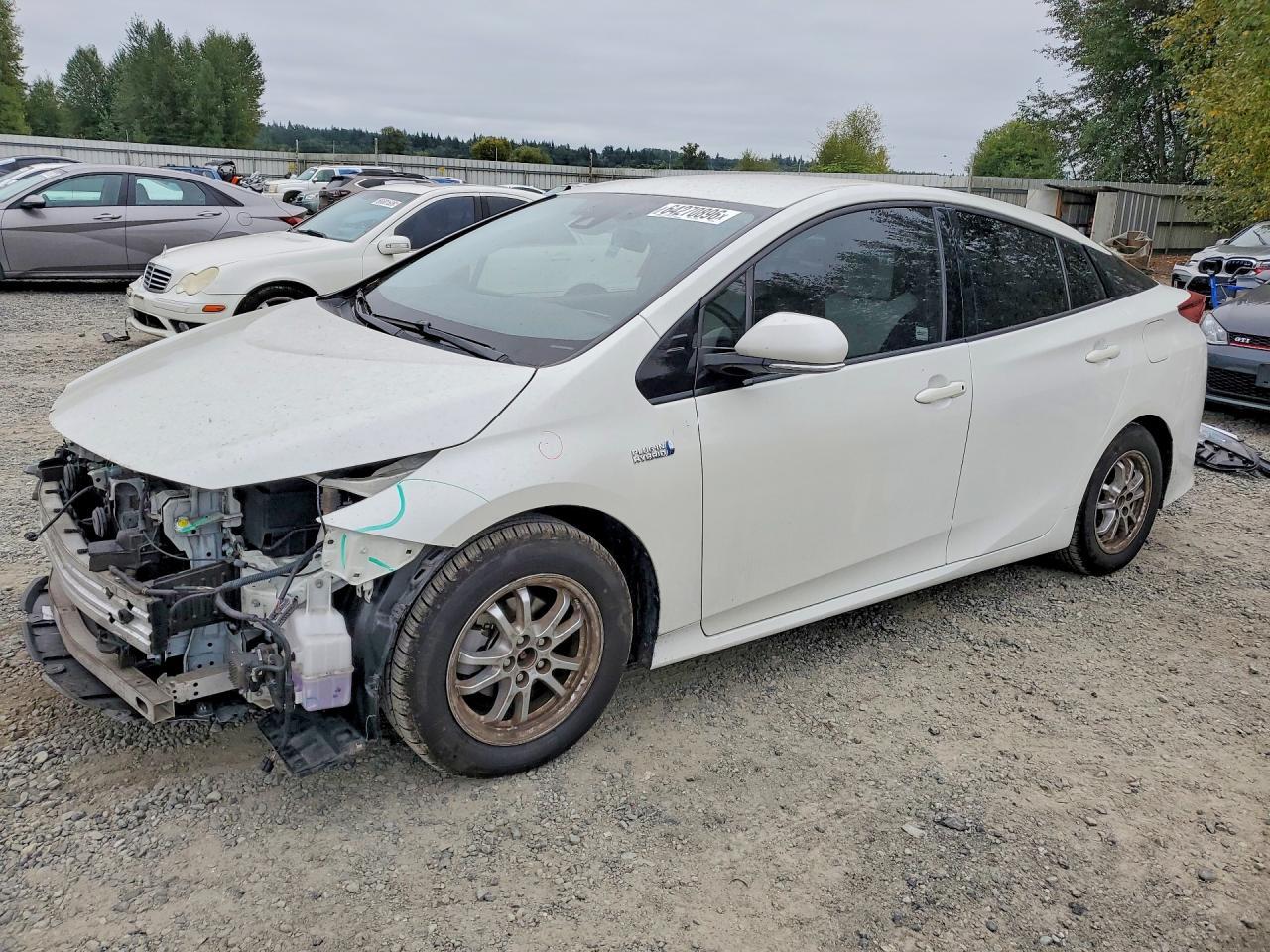 2017 Toyota Prius, Premium