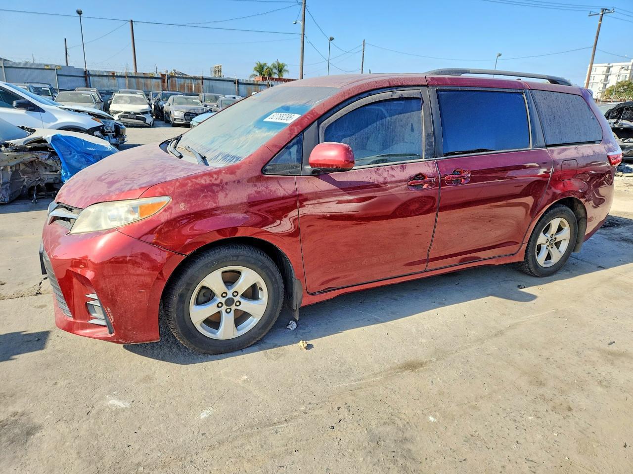 2019 Toyota Sienna, LE