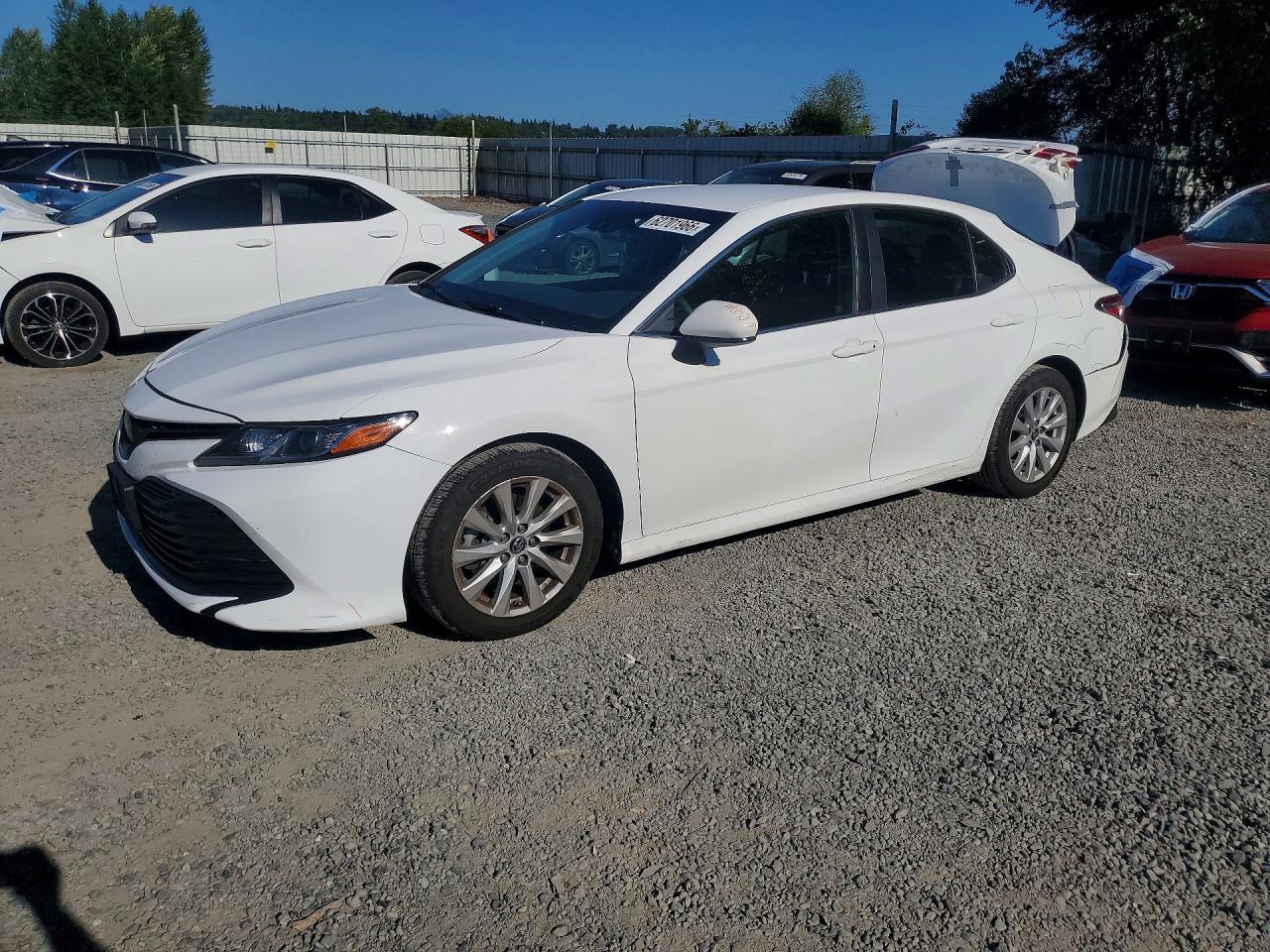 2018 Toyota Camry, LE