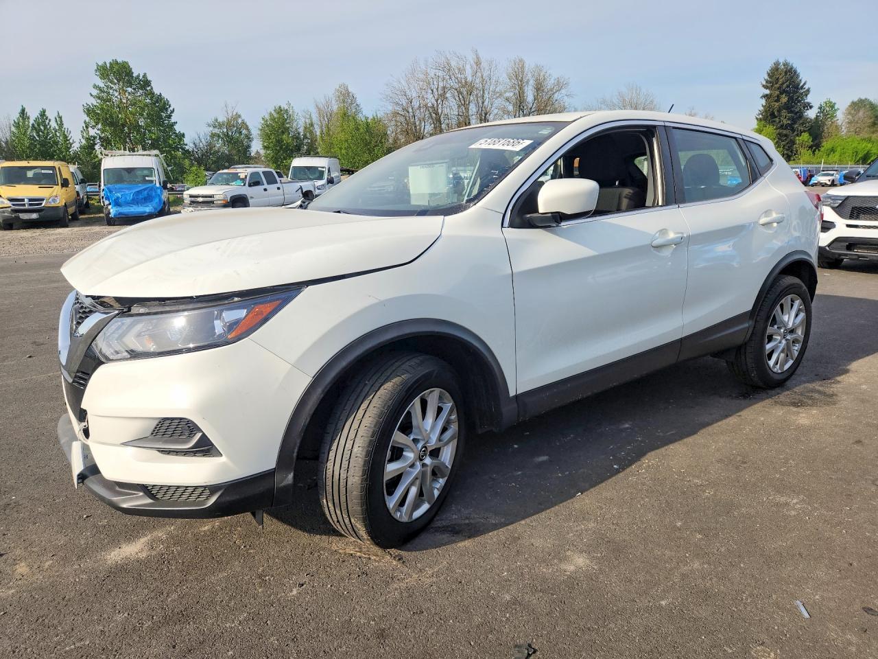 2021 Nissan Rogue, S