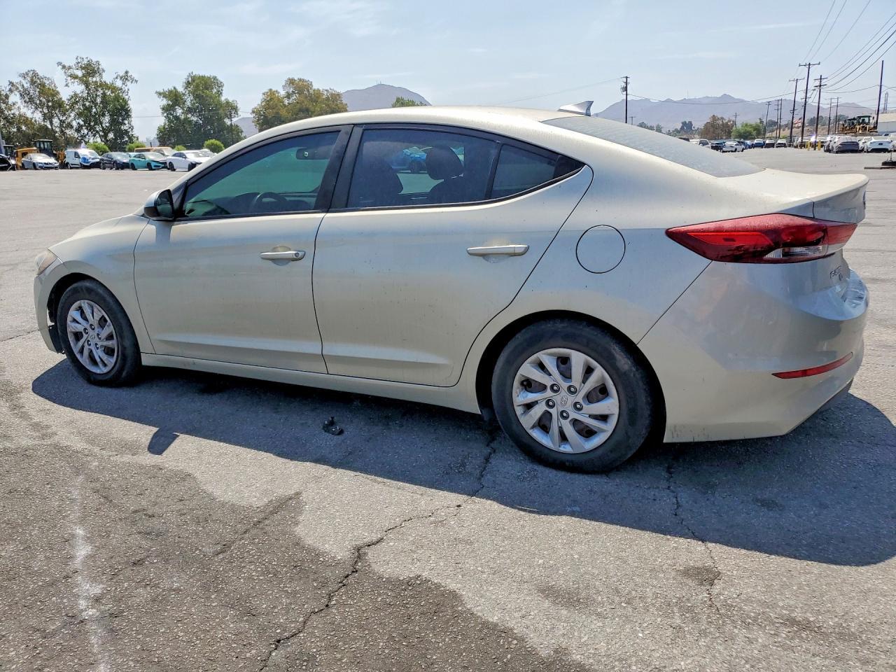 2017 Hyundai Elantra, SE